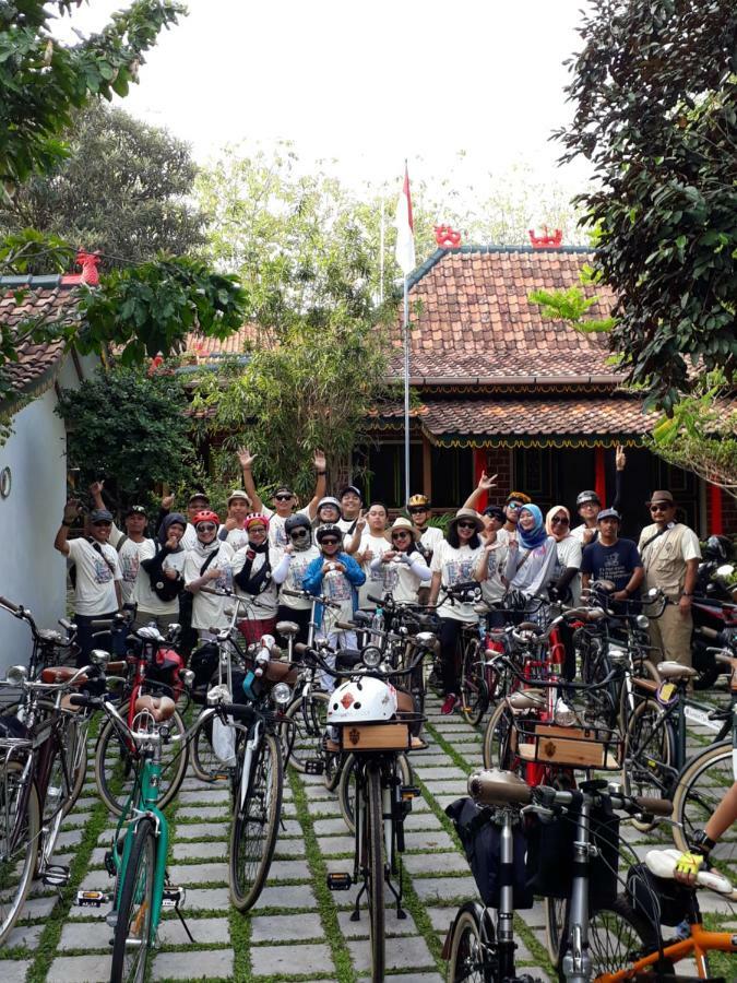 Sonosewu Guesthouse Yogyakarta Dış mekan fotoğraf